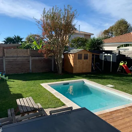 Du Port - Piscine Chauffee, Proche Villa